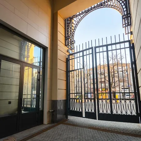 Petrovdom 6-103 In Rc Yaroslaviv Grad,bulvarno-kudriavska 17b Apartment Kyiv