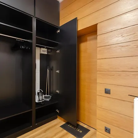 Petrovdom 6-103 In Rc Yaroslaviv Grad,bulvarno-kudriavska 17b Apartment *