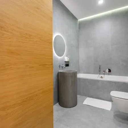 Petrovdom 6-103 In Rc Yaroslaviv Grad,bulvarno-kudriavska 17b Apartment